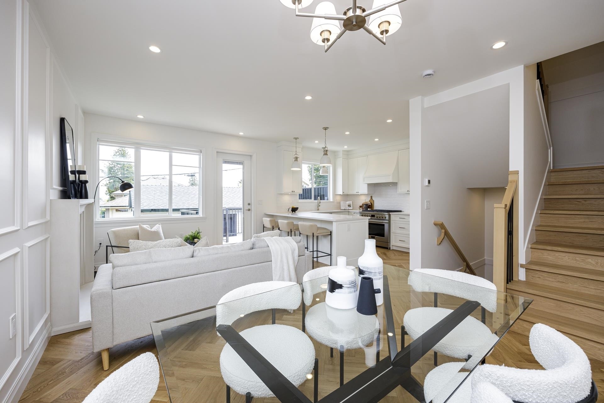 Property Photo:  261 E 23rd Street  BC V7L 3E4 