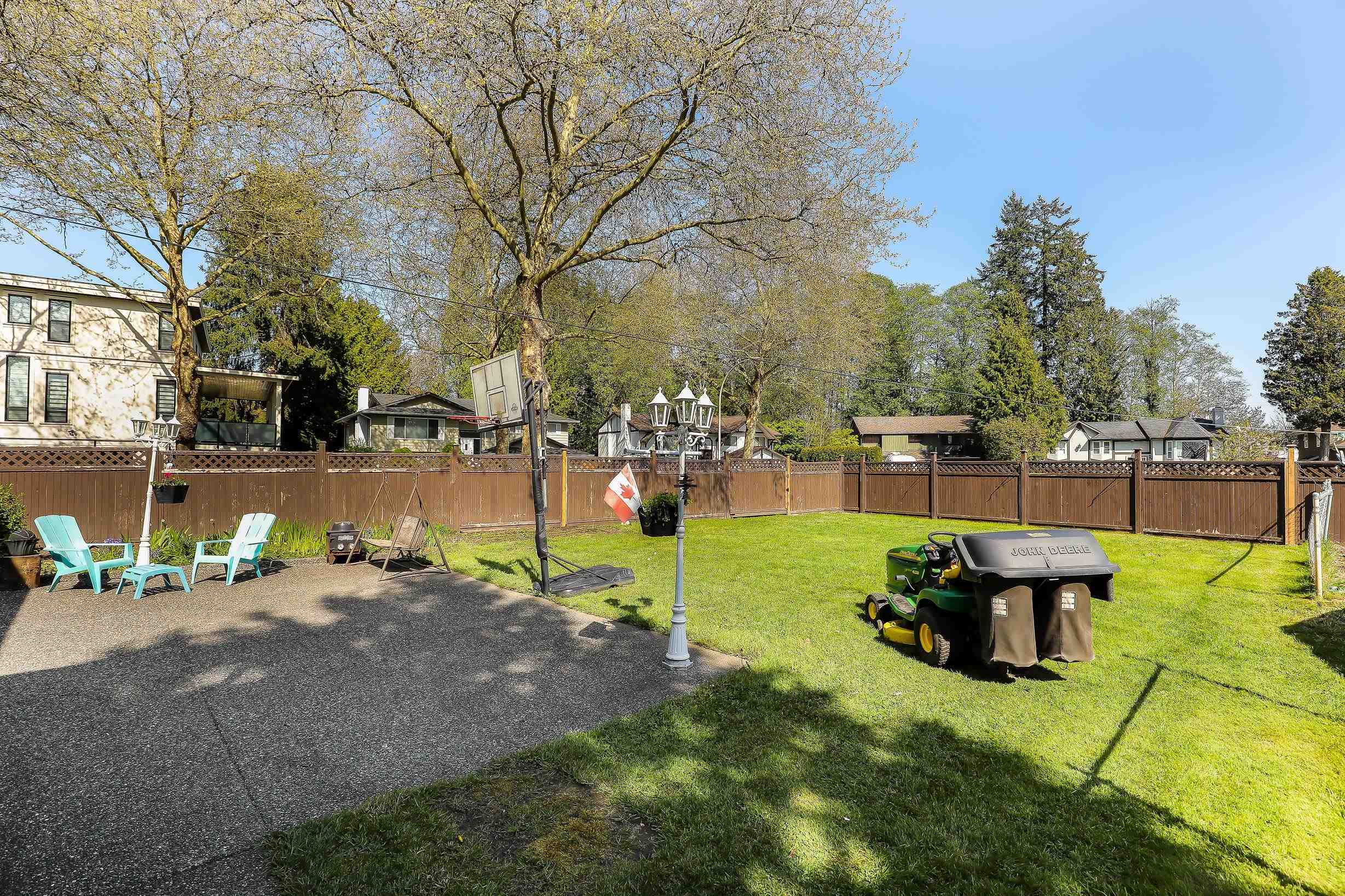 Property Photo: 8922 Edinburgh Street BC V3V 7C2