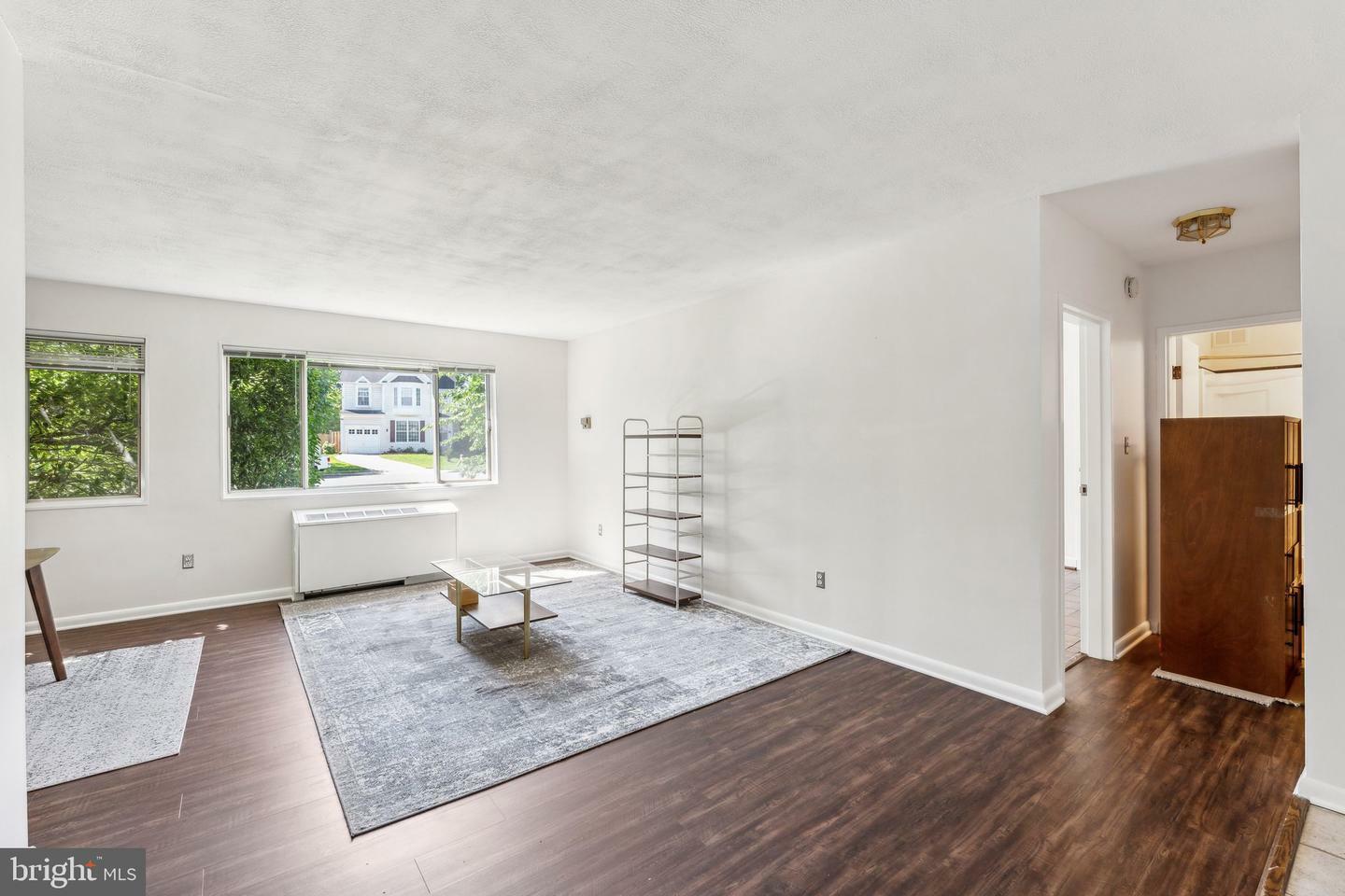 Property Photo: 3701 5th Street S 212 VA 22204