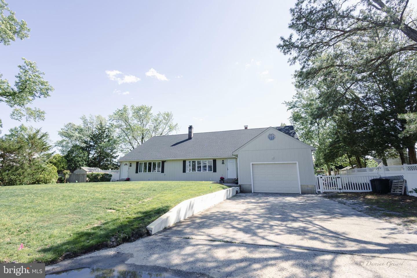 Property Photo:  5143 Venice Avenue  NJ 08037 