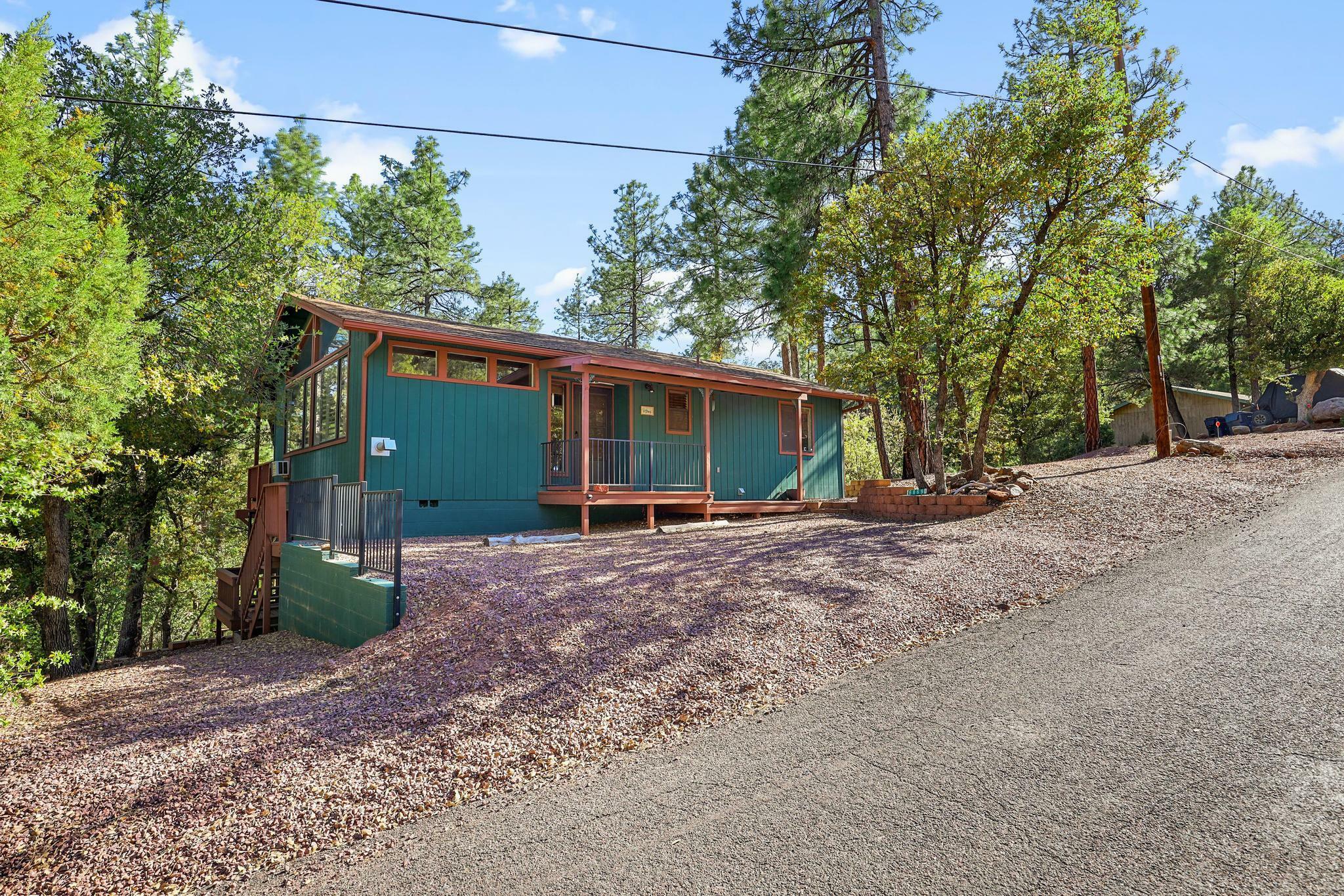 Property Photo: 6869 W Ute Trail AZ 85544