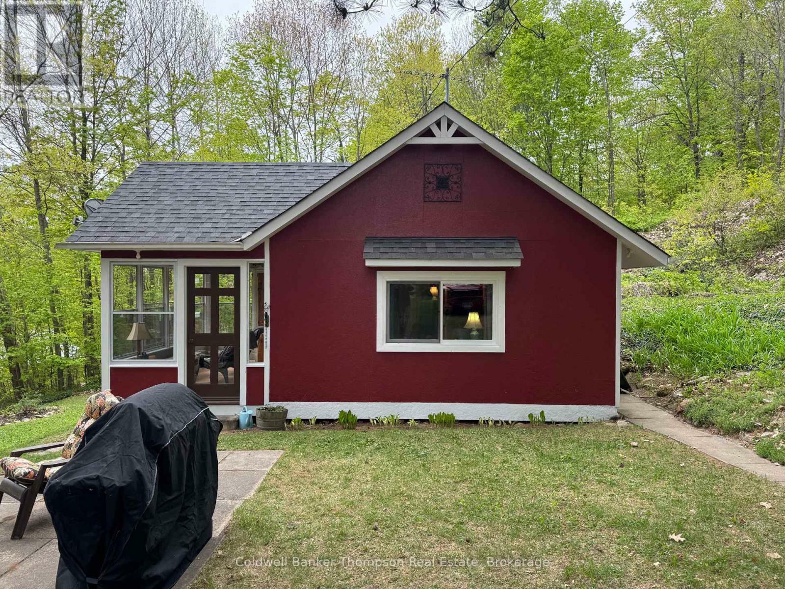 Photo de la propriété: 28 Spruce Lane ON P0A 1J0