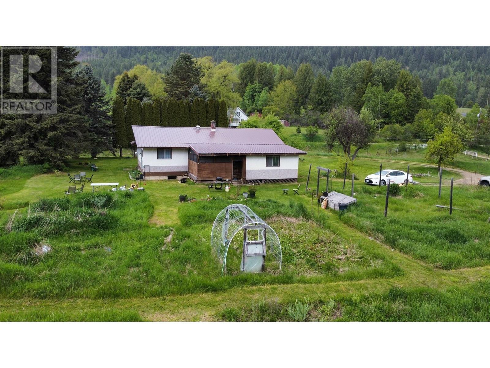 Property Photo: 6222 Slocan River Road BC V0G 2J0