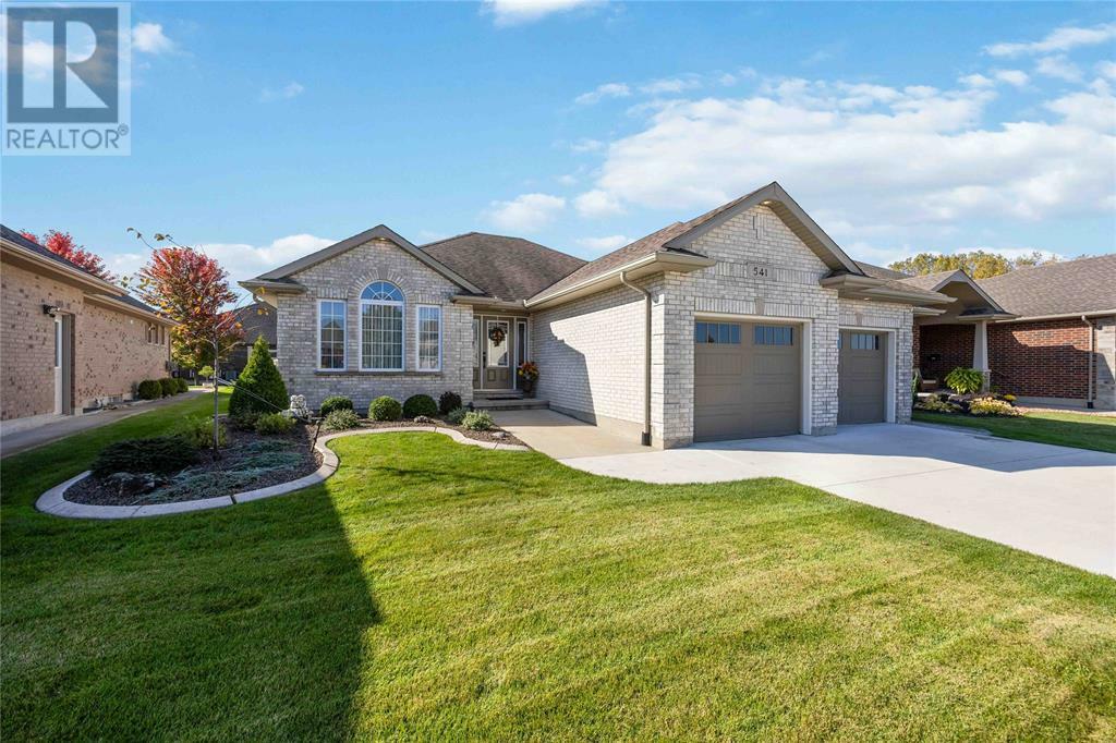541 Glen Abbey Drive  Sarnia ON N7T 0A6 photo