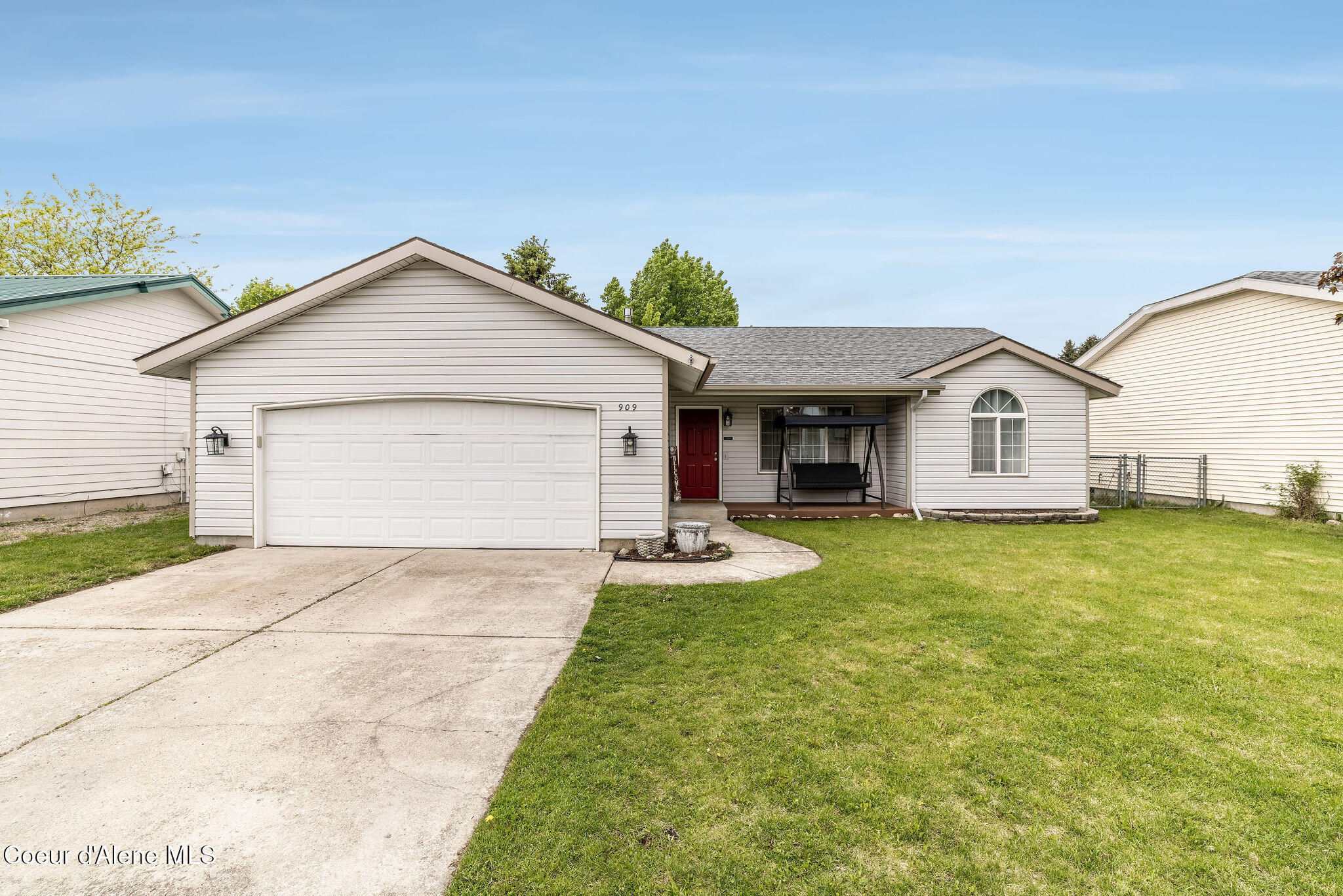 Property Photo: 909 E 11th Ave ID 83854
