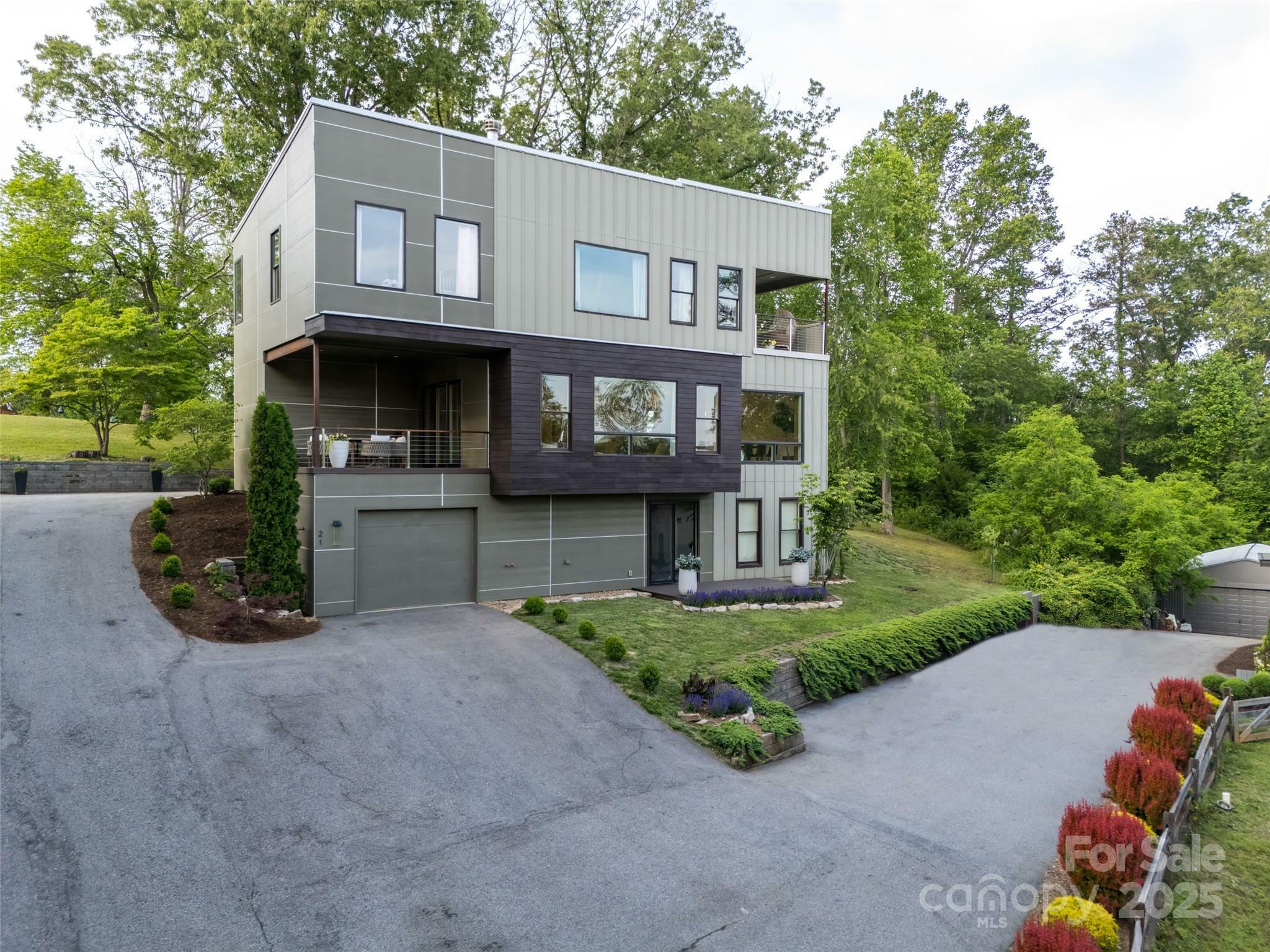 21, 13 Wild Pine Court  Leicester NC 28748 photo