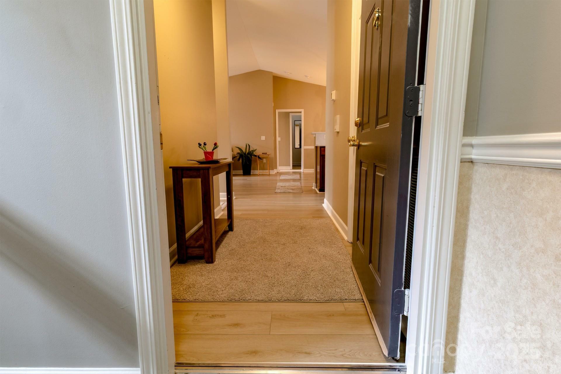 Property Photo: 11867 Ridgeway Park Drive NC 28277
