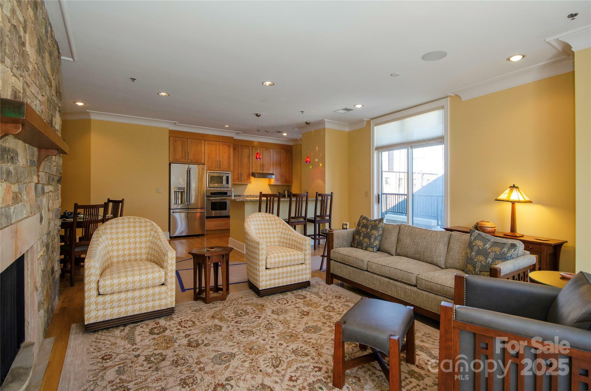 Property Photo: 21 Battery Park Avenue 406 NC 28801