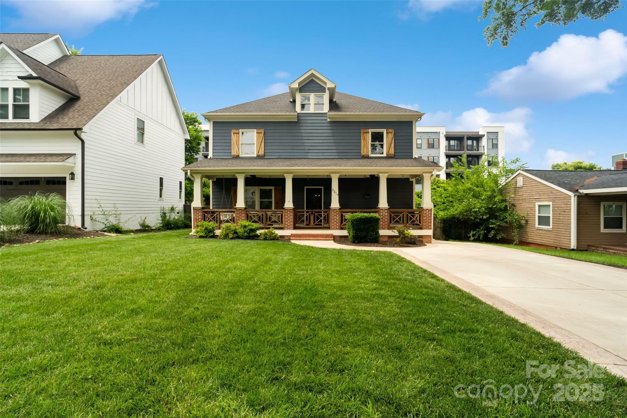 Property Photo: 2217 Yadkin Avenue NC 28205