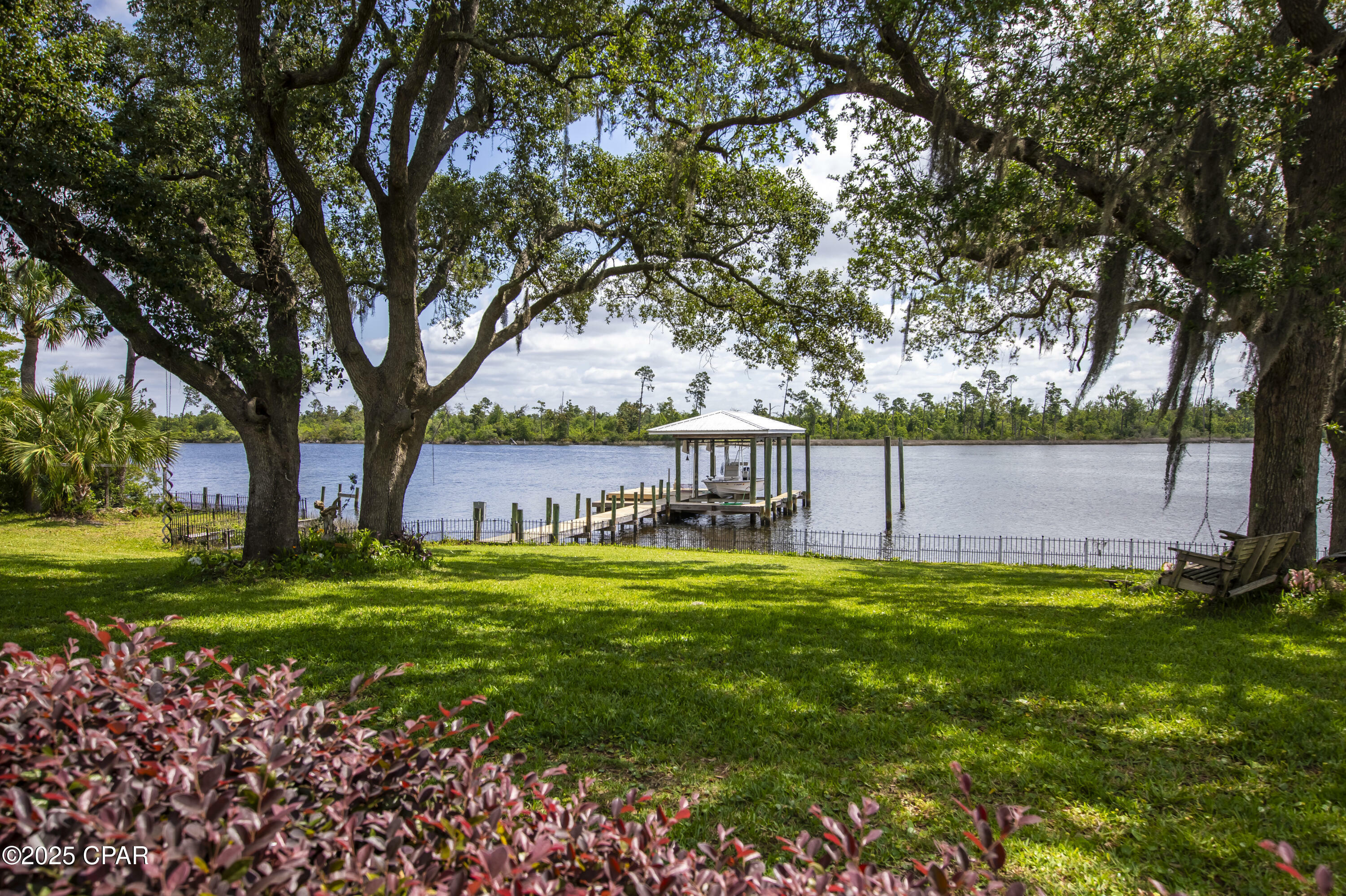 Property Photo: 1203 N Bay Drive FL 32444