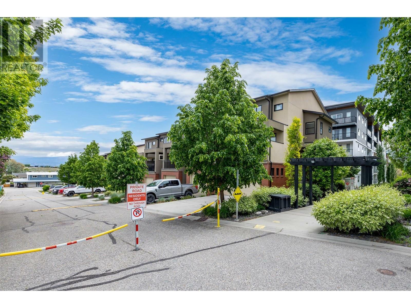 Property Photo: 3620 Brown Road 10 BC V4T 3L2