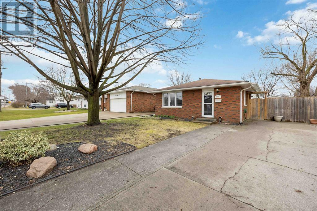 Property Photo: 989 Murphy Road ON N7S 2Y3