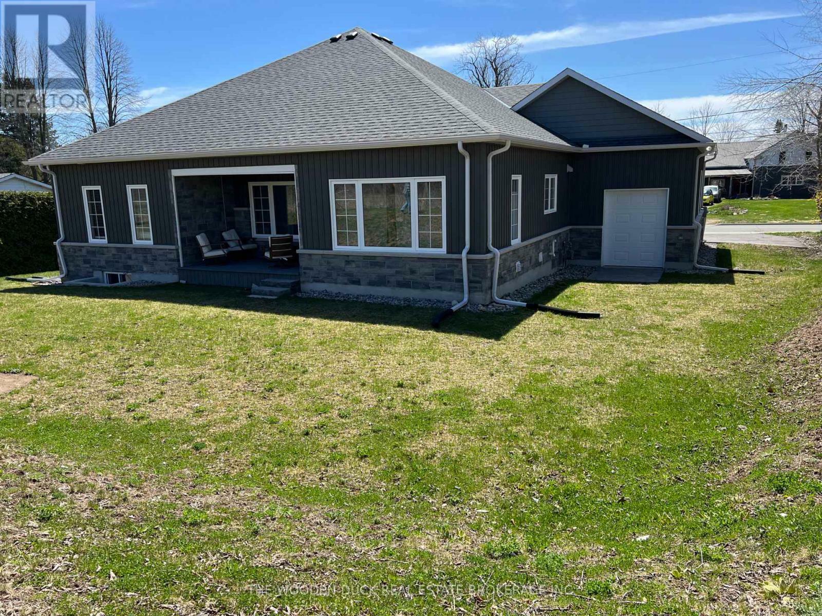 Property Photo: 3 McLean Avenue ON K0L 1Z0