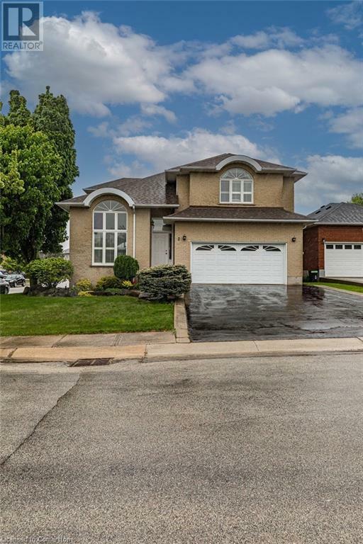 Property Photo: 2 Katie Court ON L9B 2K9