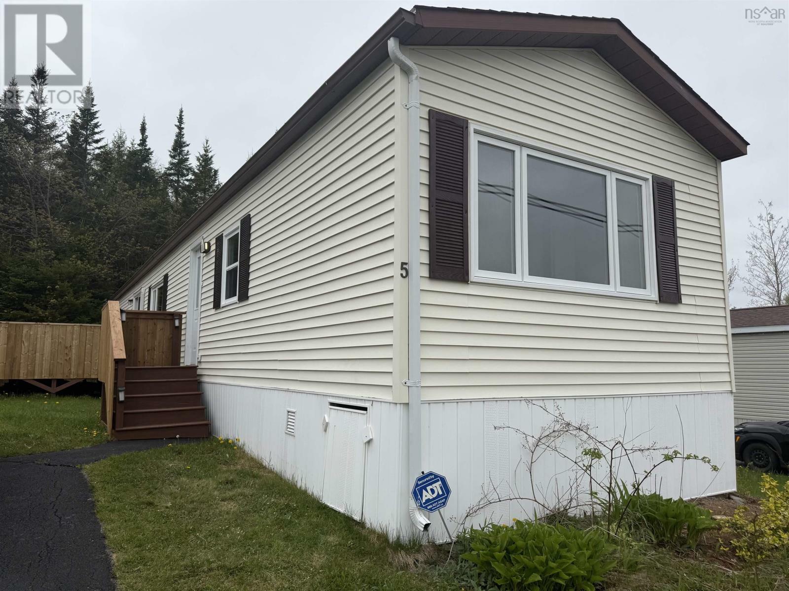 Photo de la propriété: 5 Bumpy Lane NS B3E 1B9