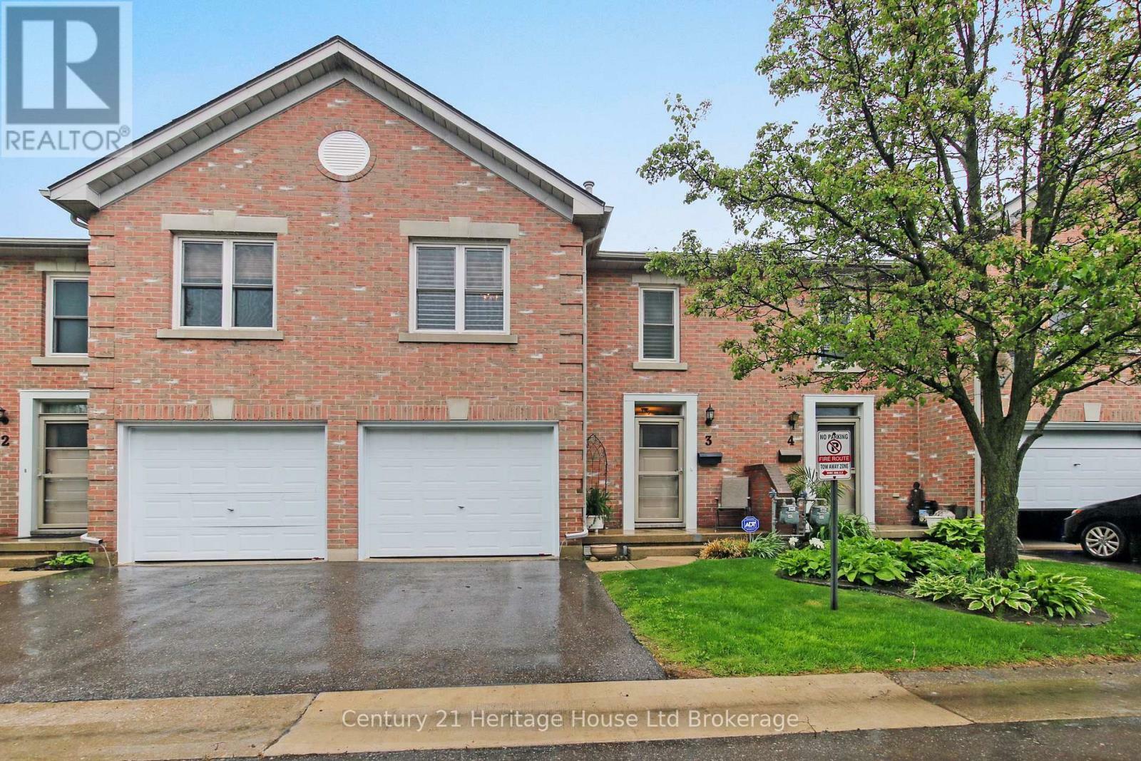 Property Photo: 395 Springbank Avenue North 3 ON N4T 1L1