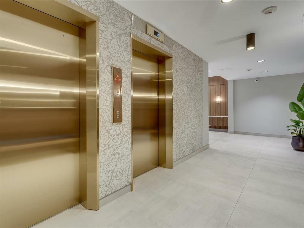 Property Photo: 323 Wellington Crescent MB R3M 0A4