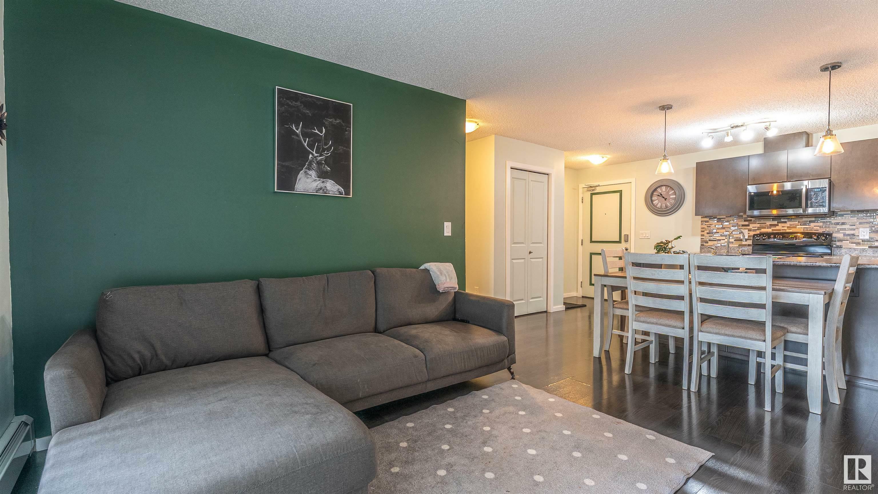Property Photo: 3357 16A Avenue NW 222 AB T6J 2J1