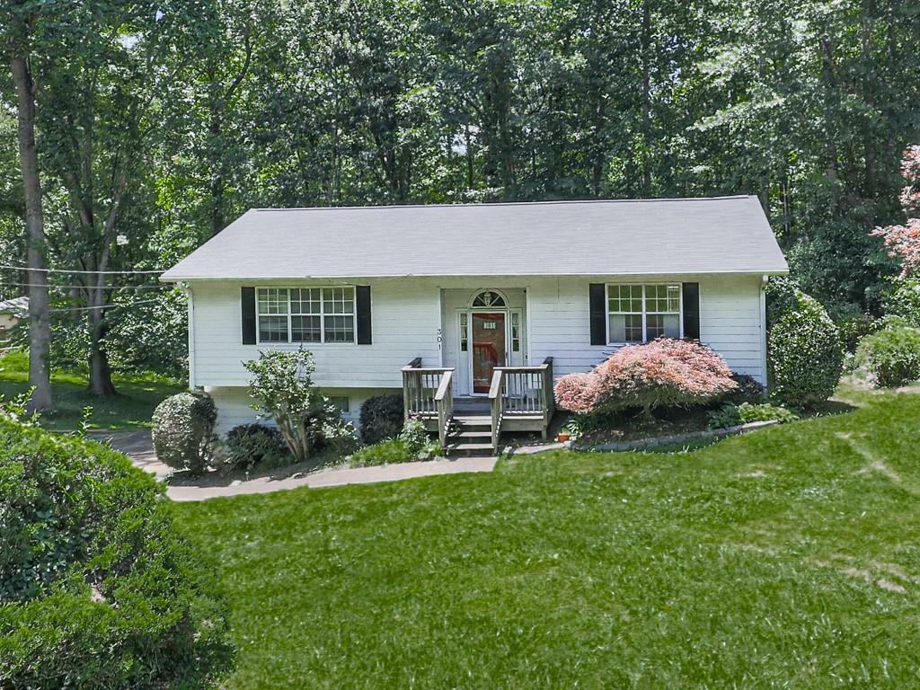 Property Photo: 301 Jetta Lane GA 30115