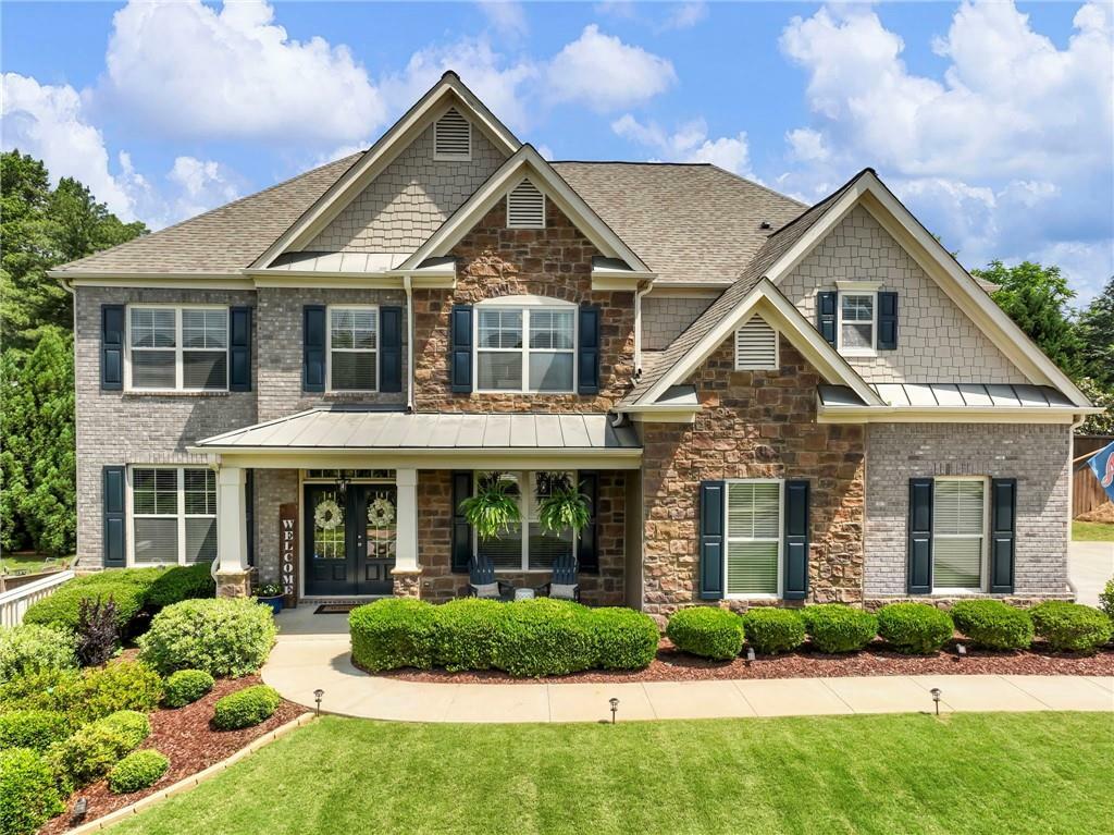 Property Photo: 5220 Southern Hills Lane GA 30040
