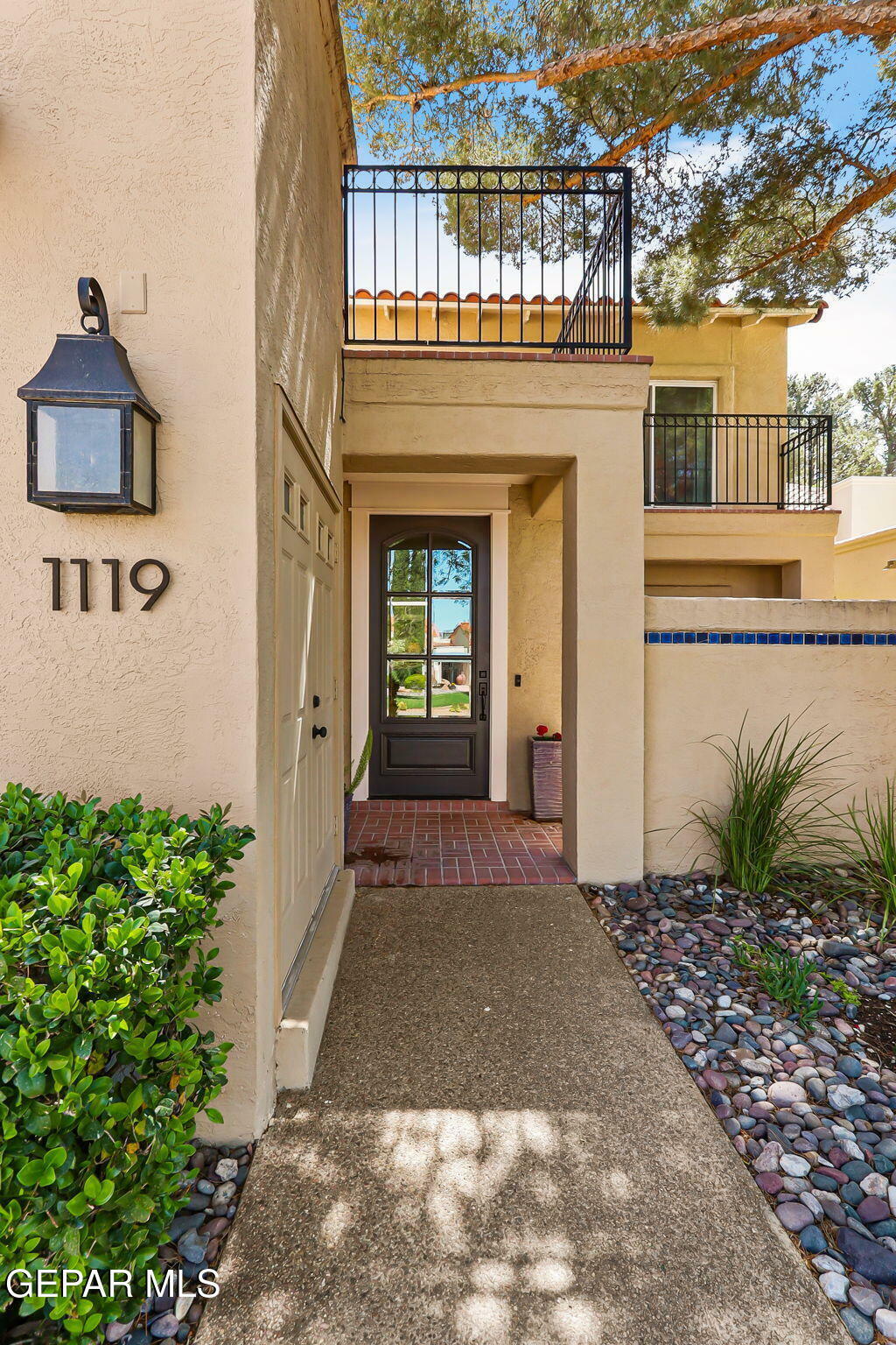Property Photo: 1119 Los Jardines Circle TX 79912