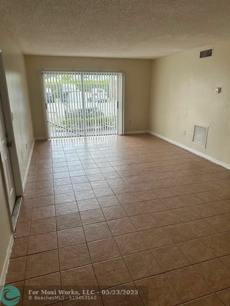 Property Photo: 411 Executive Center Dr FL 33401