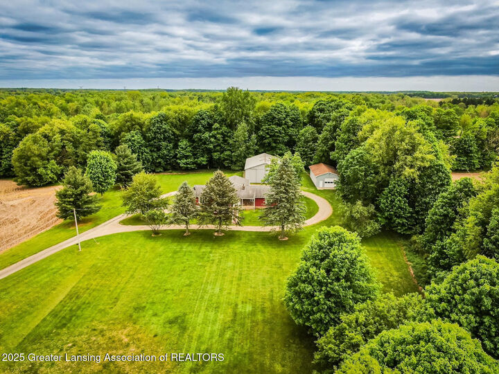 2278 Narrow Lake Road  Charlotte MI 48813 photo