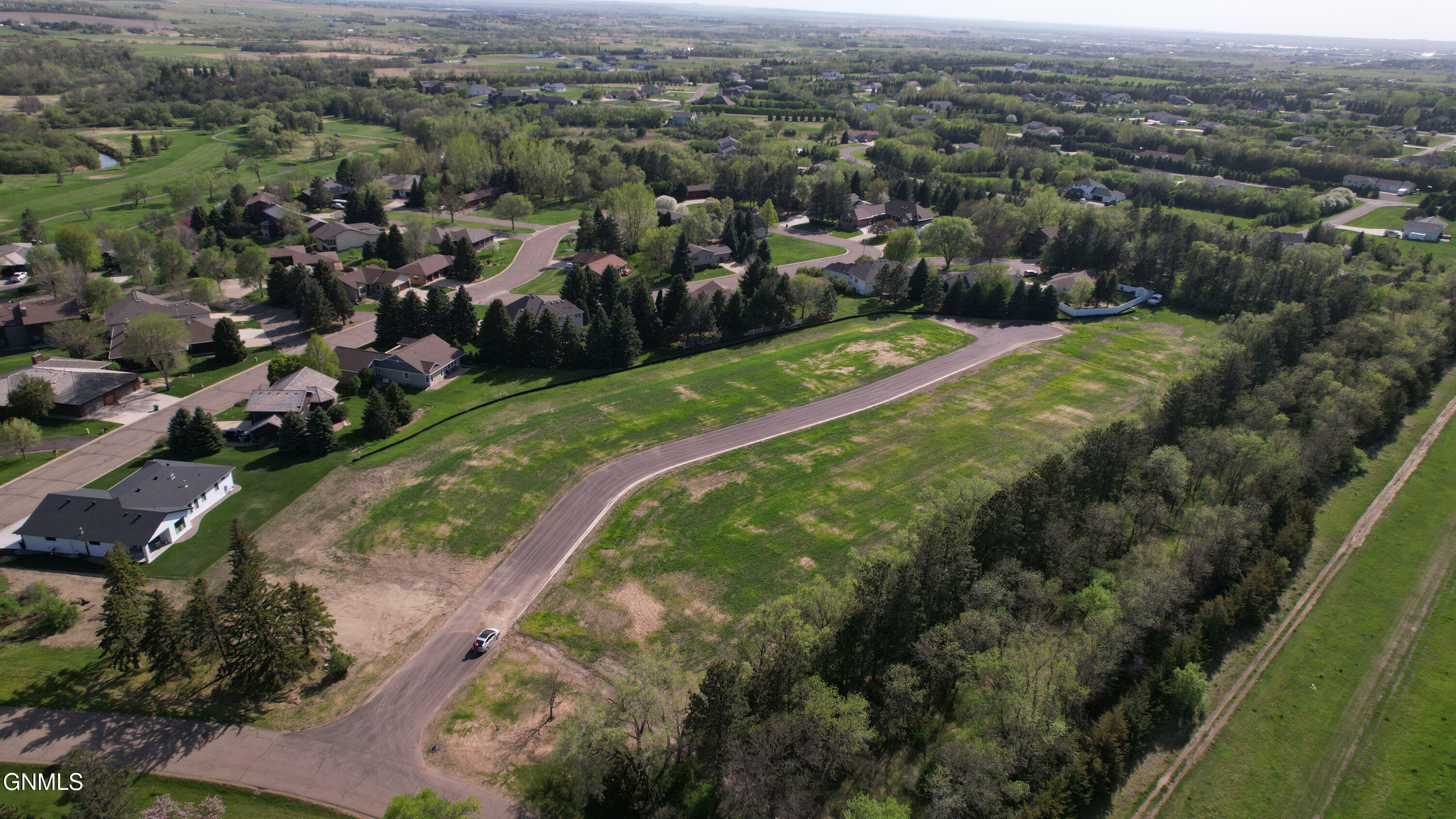 Property Photo: 8822 Range Place ND 58501