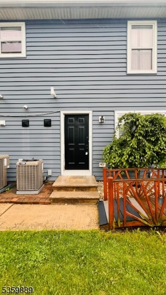 Property Photo: 215 Bower St 1 NJ 07036