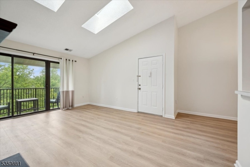 Property Photo:  218 Irving Pl  NJ 07920 