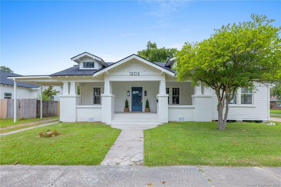 Property Photo:  1202 Louisiana Avenue  LA 70601 