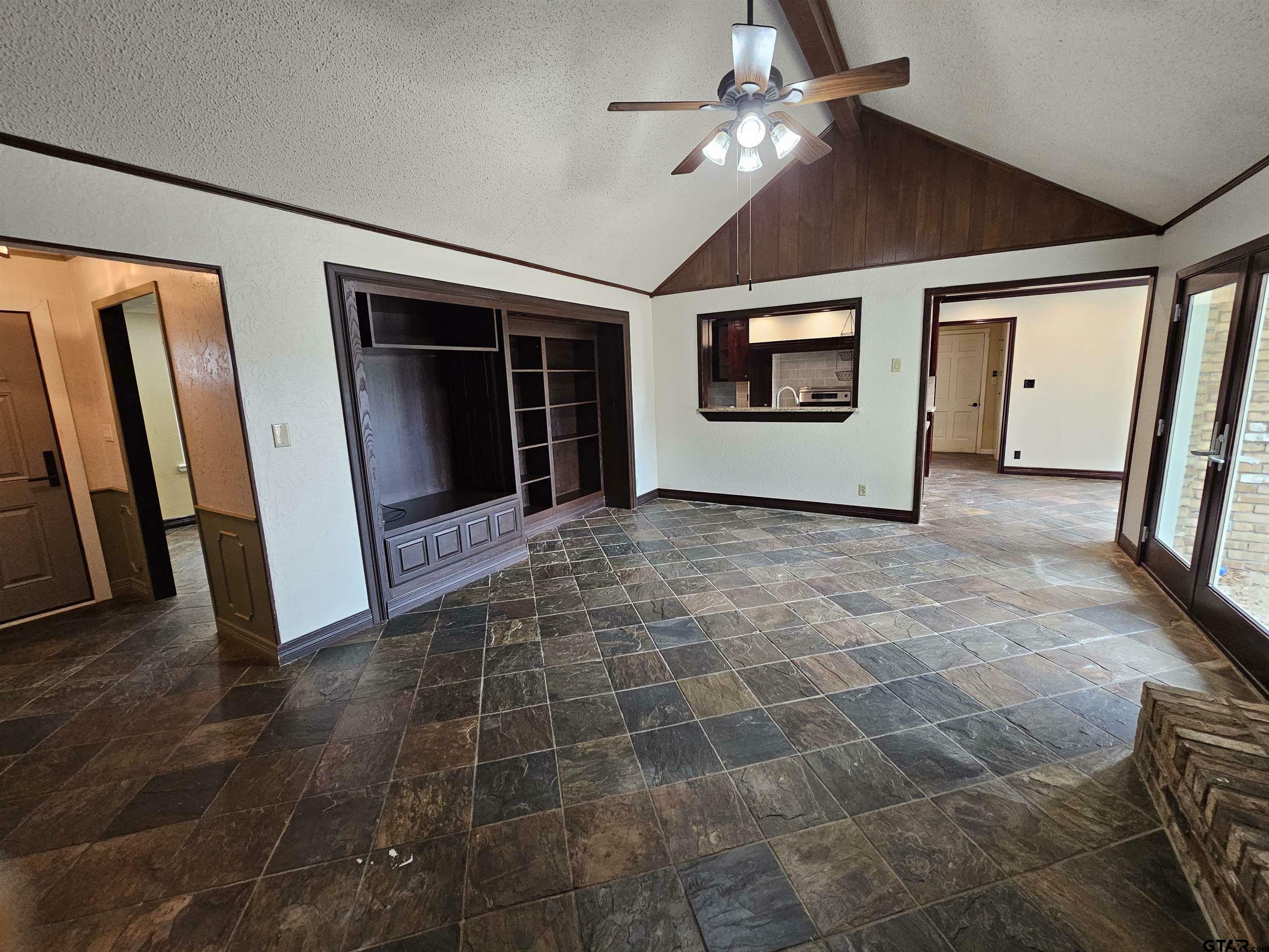 Property Photo: 236 La Jolla Dr TX 75751