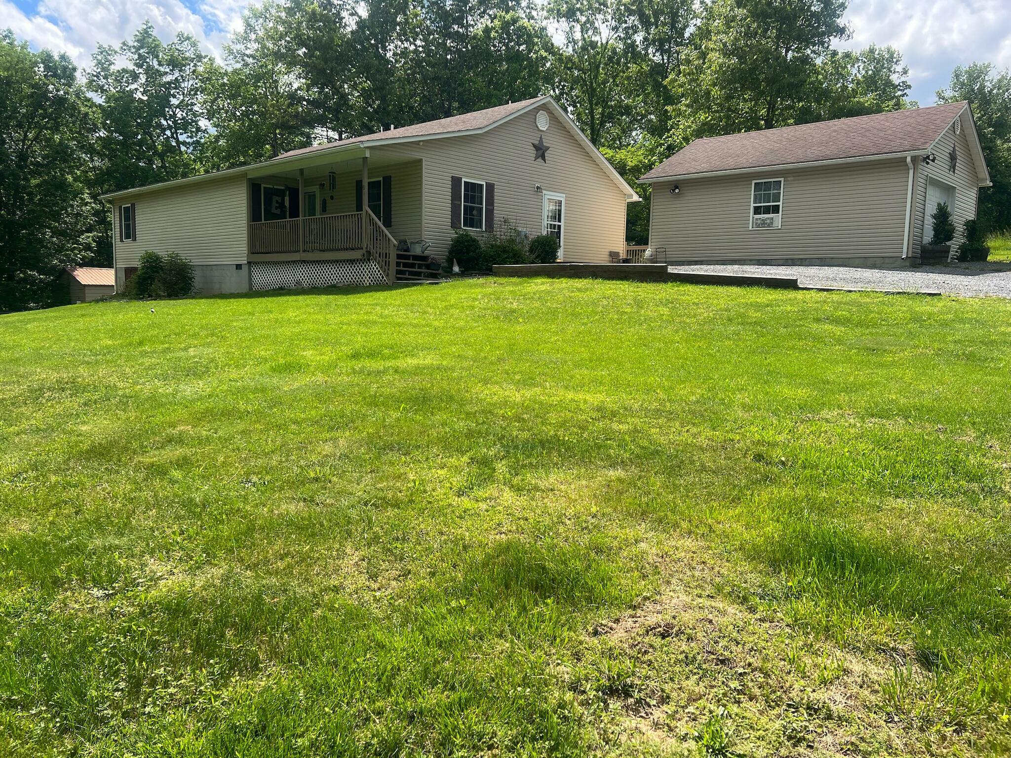 Property Photo: 1696 Stone House Rd WV 24925