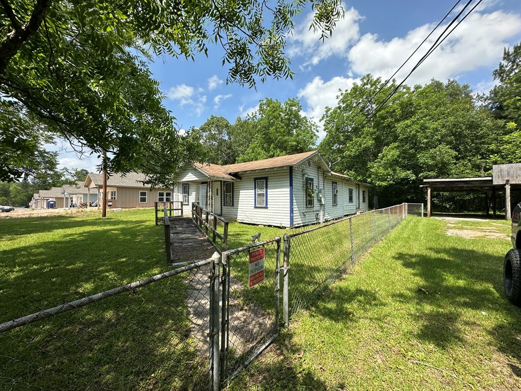 Property Photo:  1712 Sayers Street  TX 75904 