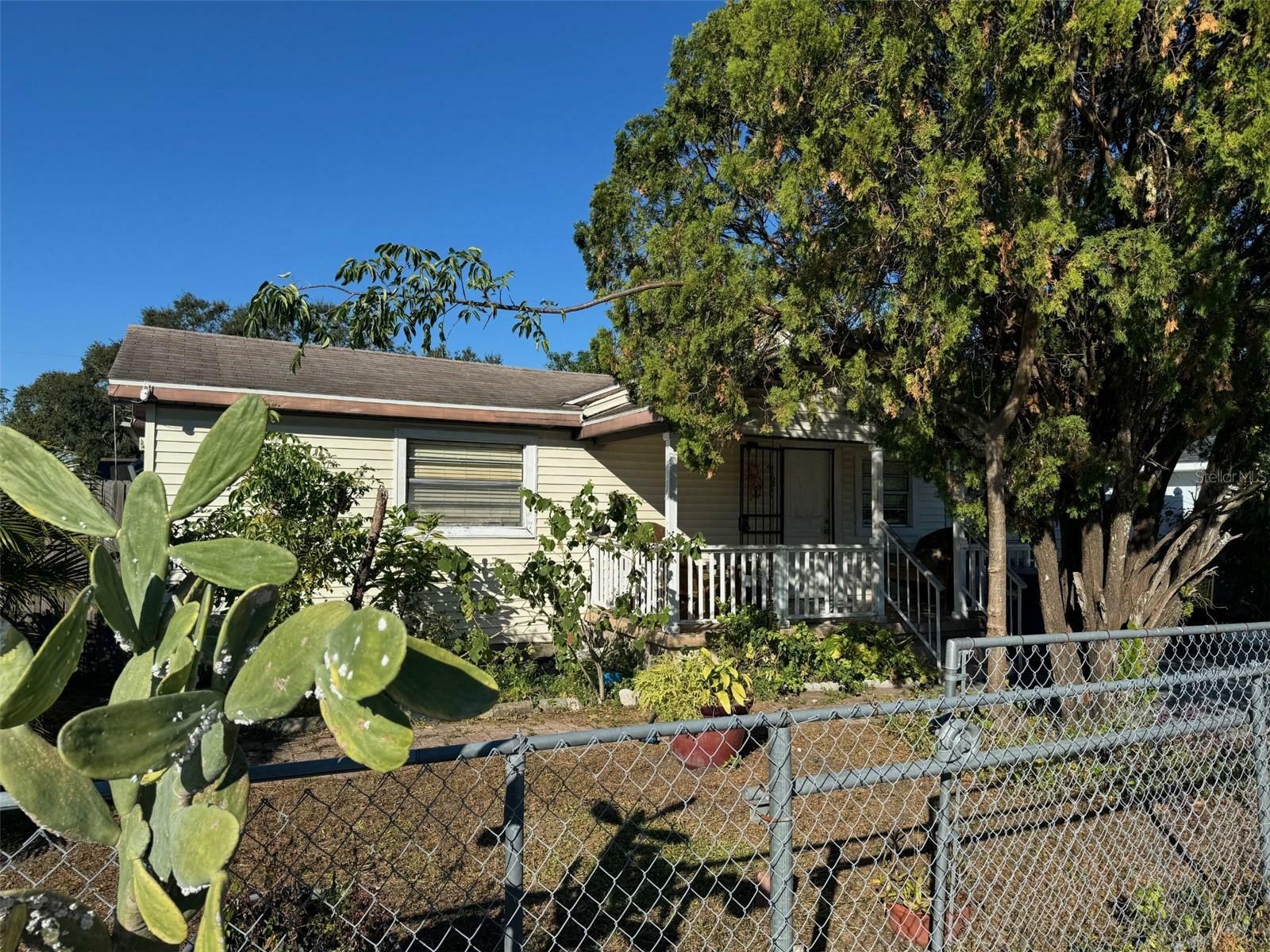 Property Photo: 3311 W Saint Conrad Street FL 33607