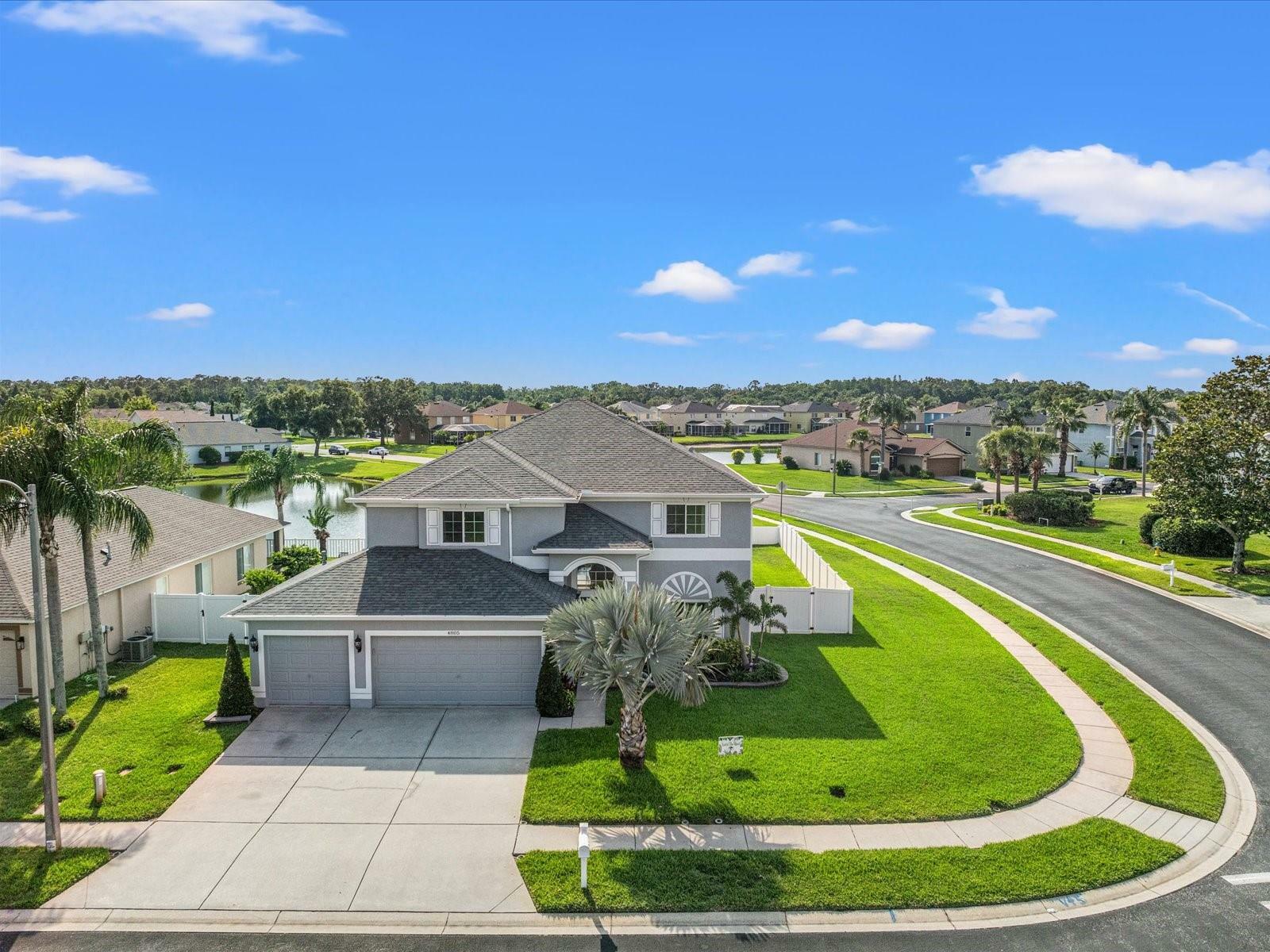 Property Photo:  4805 Holdsworth Drive  FL 34639 