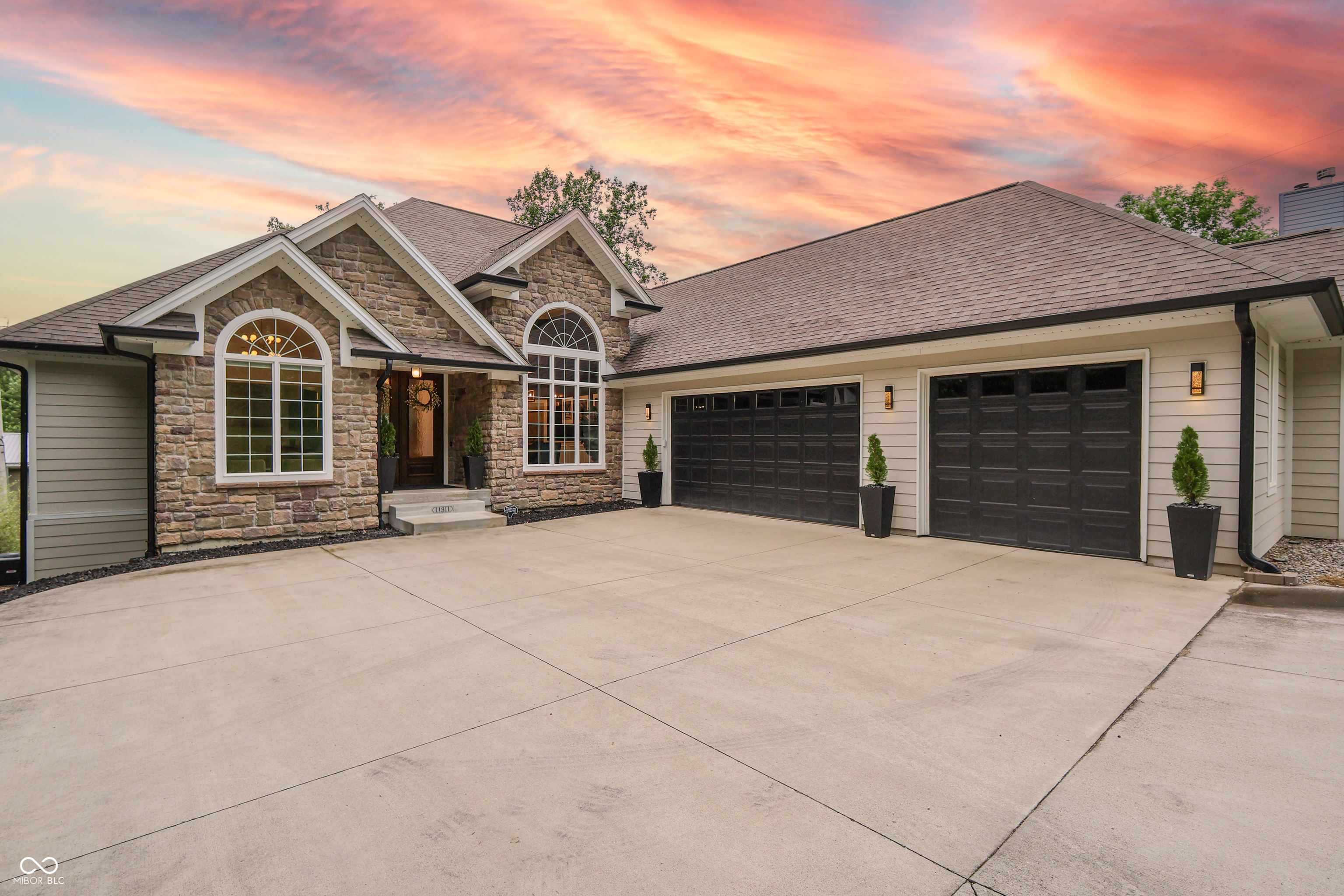 Property Photo:  11911 W Grandview Drive  IN 47201 