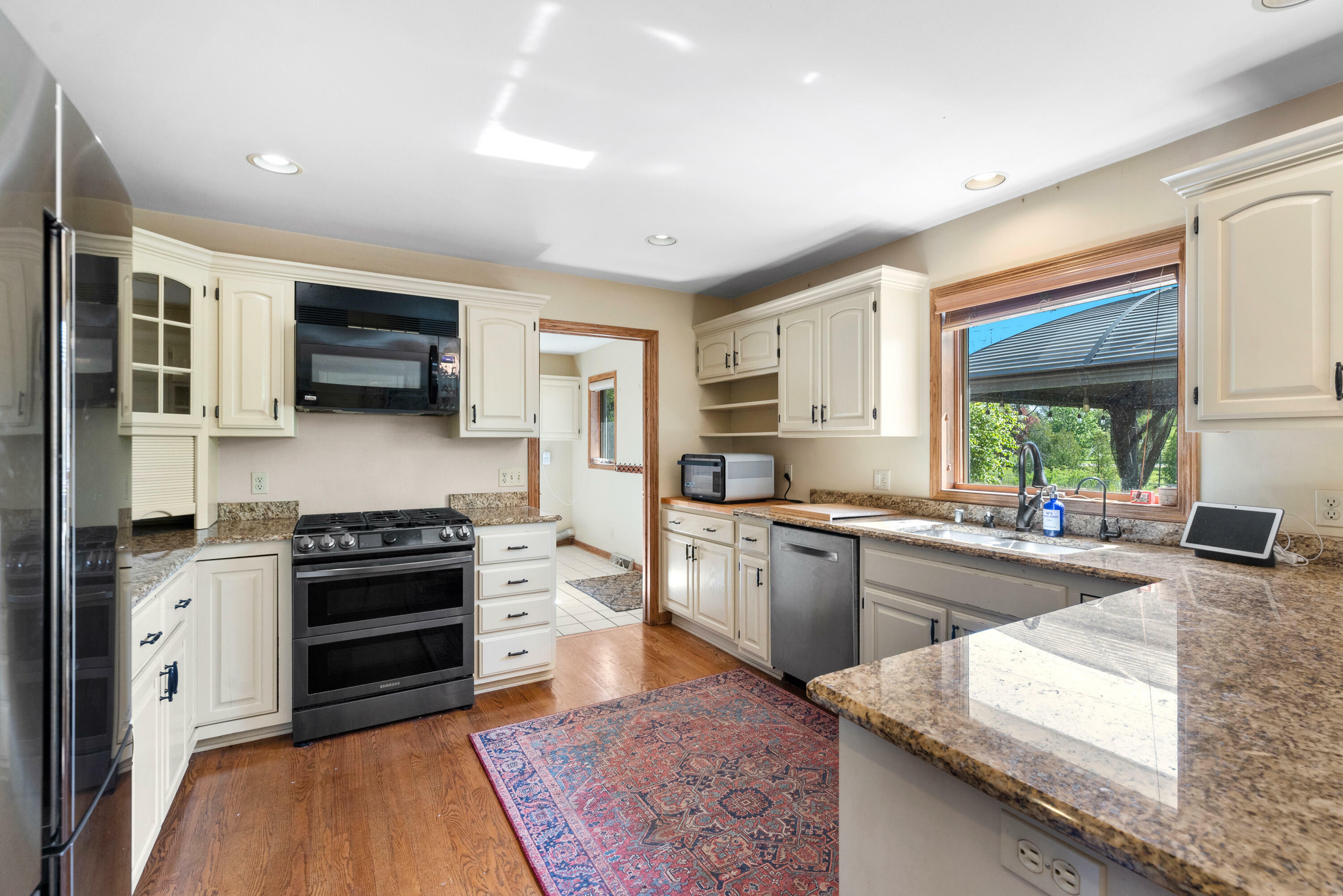 Property Photo: 11616 N Lantern Ln WI 53092