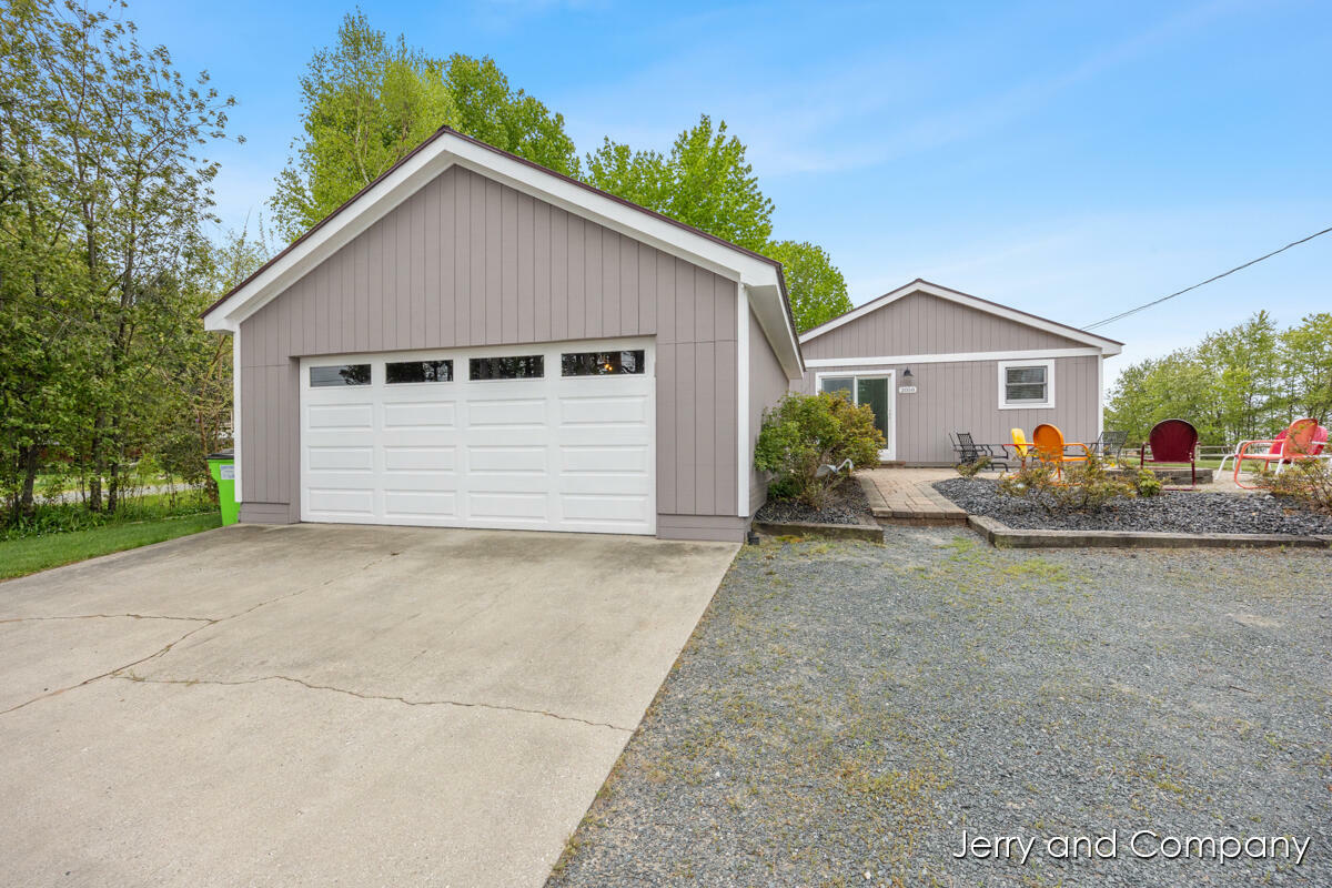 2058 N White Birch Drive  Mears MI 49436 photo