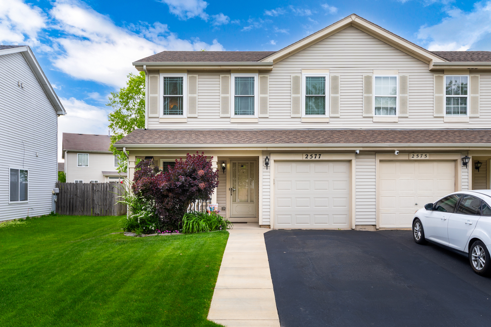 Property Photo: 2577 Warm Springs Lane IL 60564