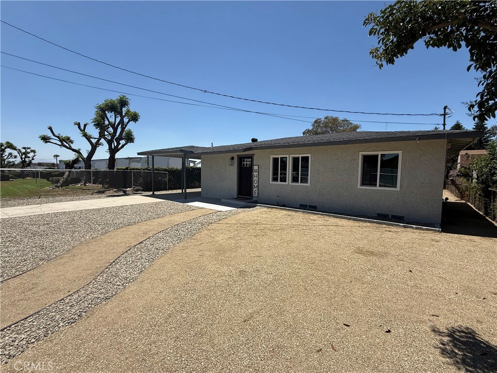 Property Photo: 9196 Redwood Avenue CA 92335