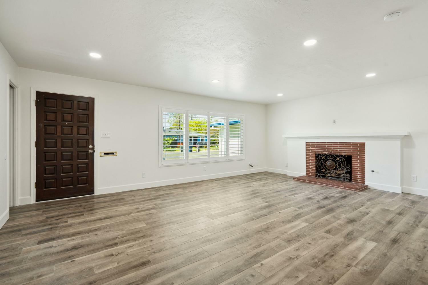 Property Photo: 1821 Opper Avenue CA 95822