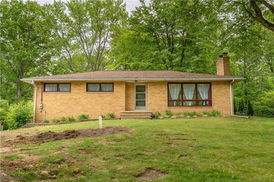 Property Photo: 5887 Woodward Drive OH 44319