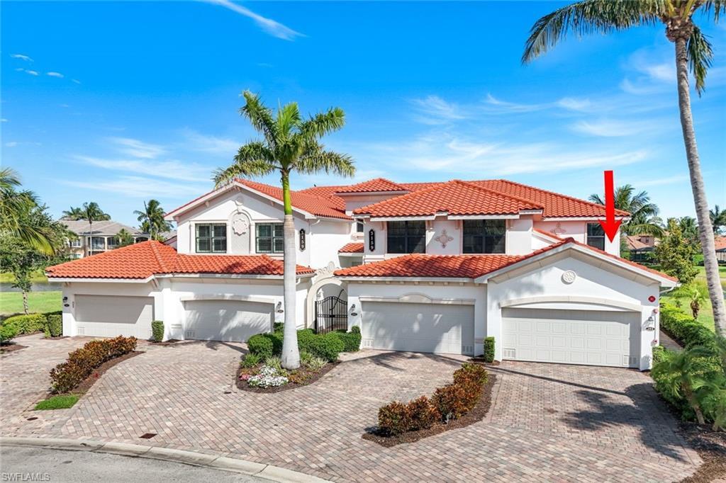 Property Photo: 3159 Serena Ln 102 FL 34114