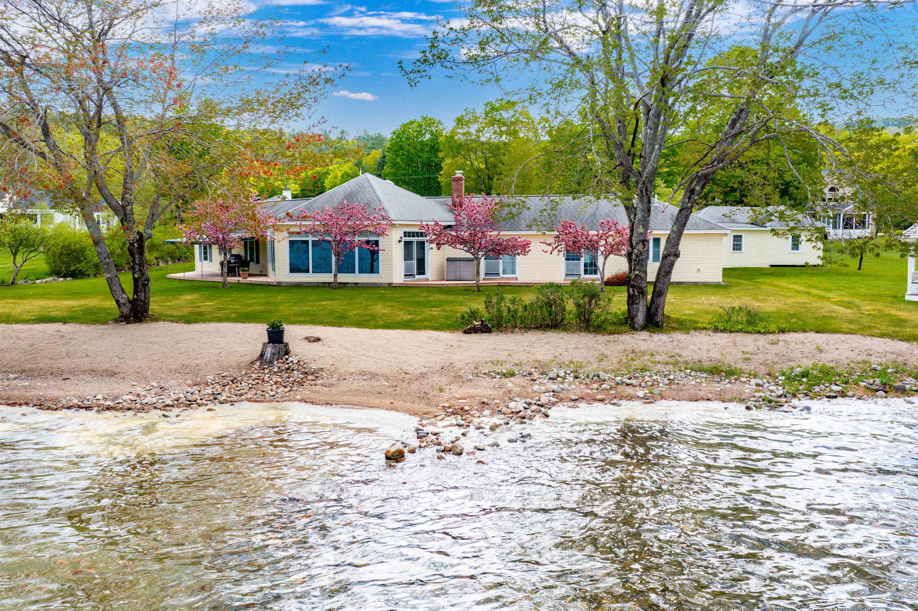 Property Photo: 1 Mayhew Turnpike NH 03222