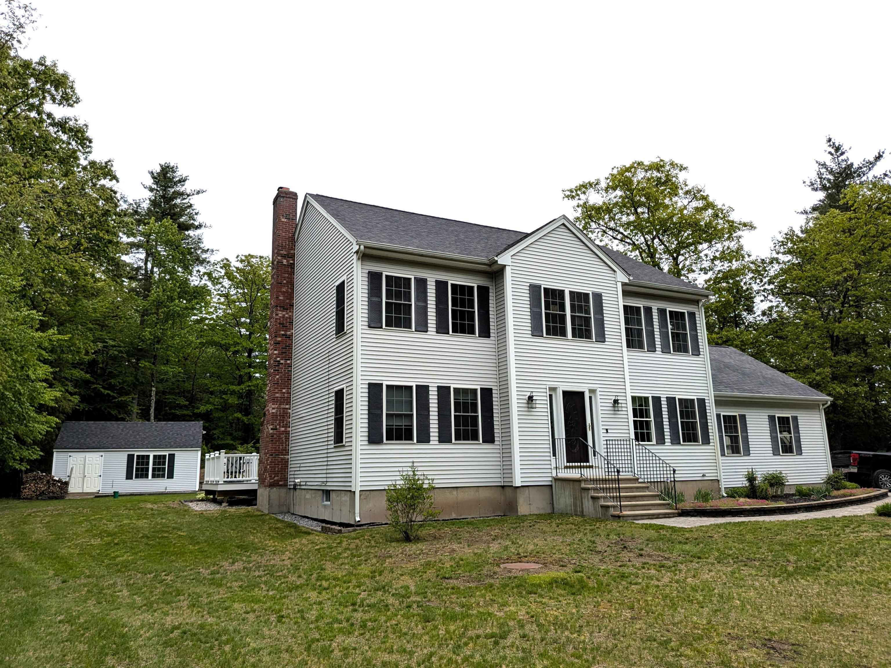 Property Photo:  29 Bear Run  NH 03084 