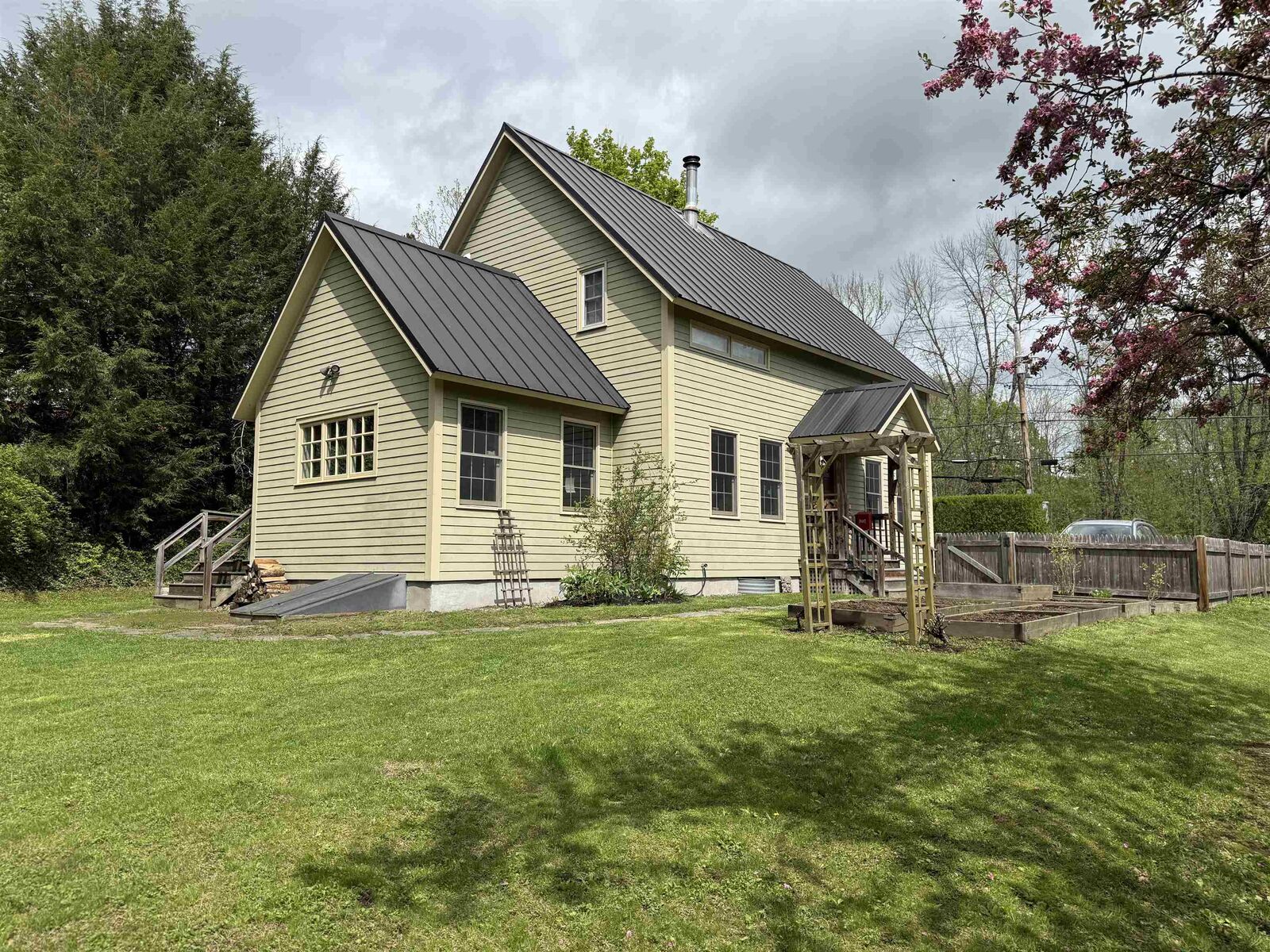 Property Photo:  28 Greenleaf Street  VT 05301 