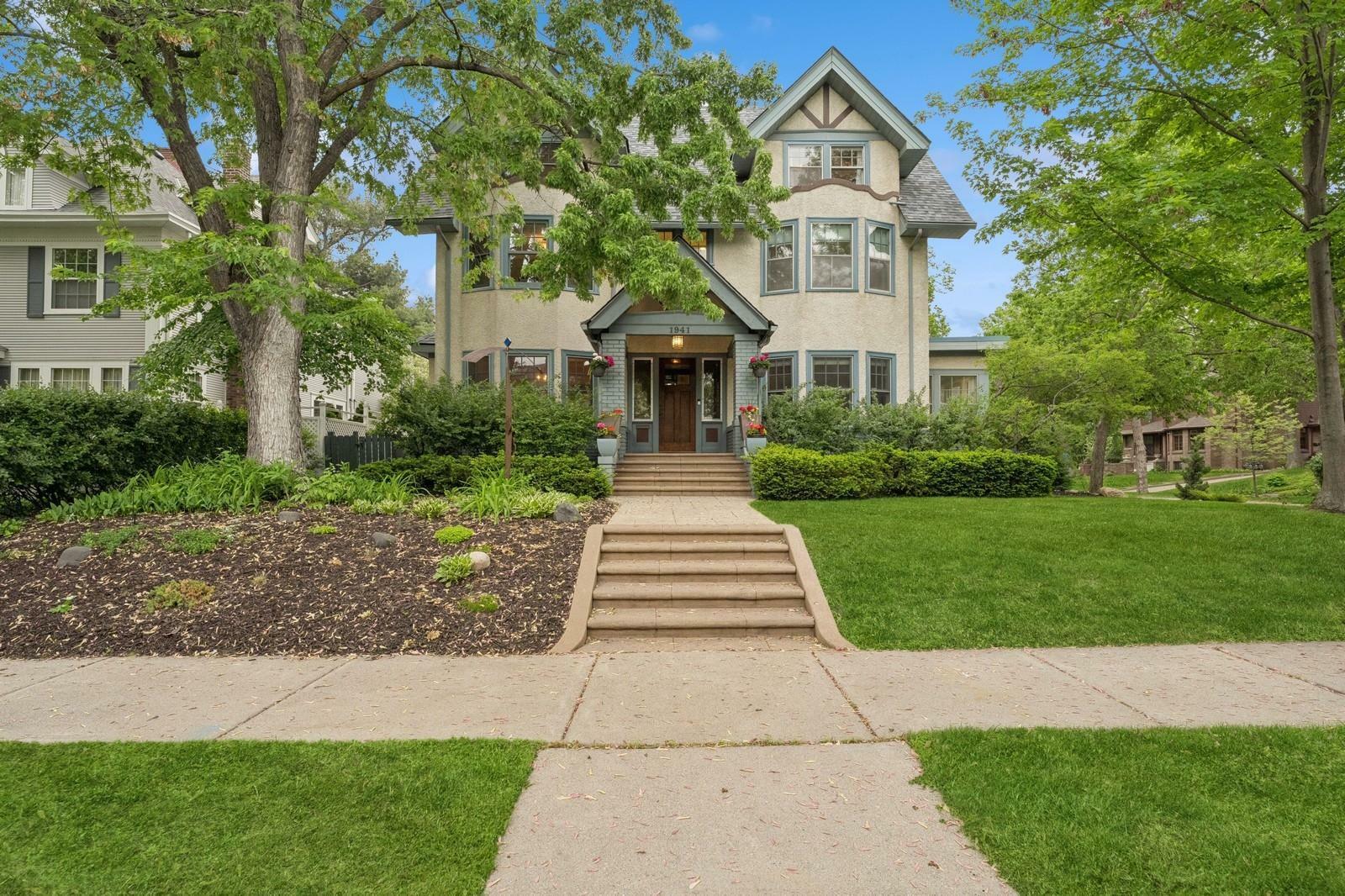 Property Photo: 1941 James Avenue S MN 55403