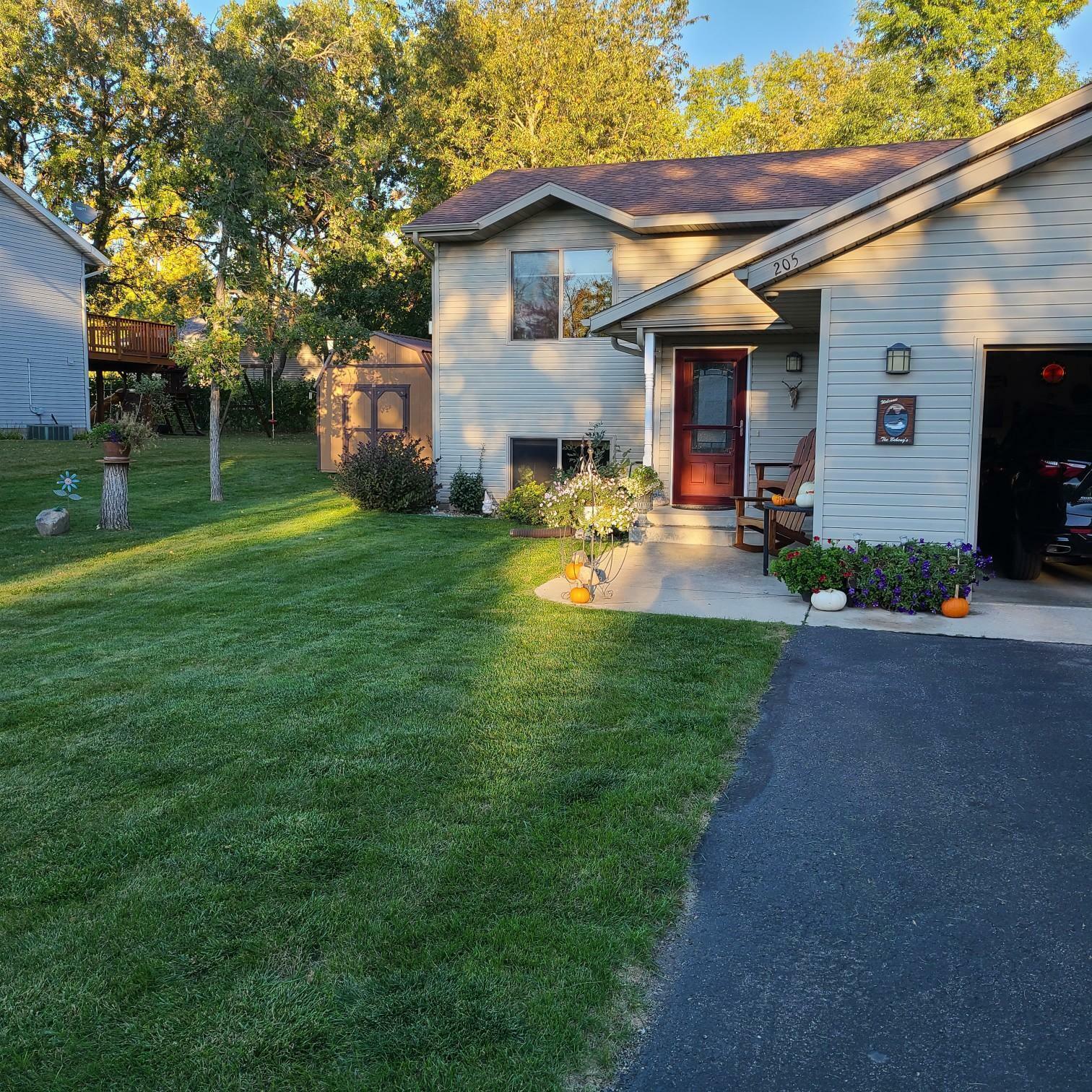 205 Darling Place  Alexandria MN 56308 photo