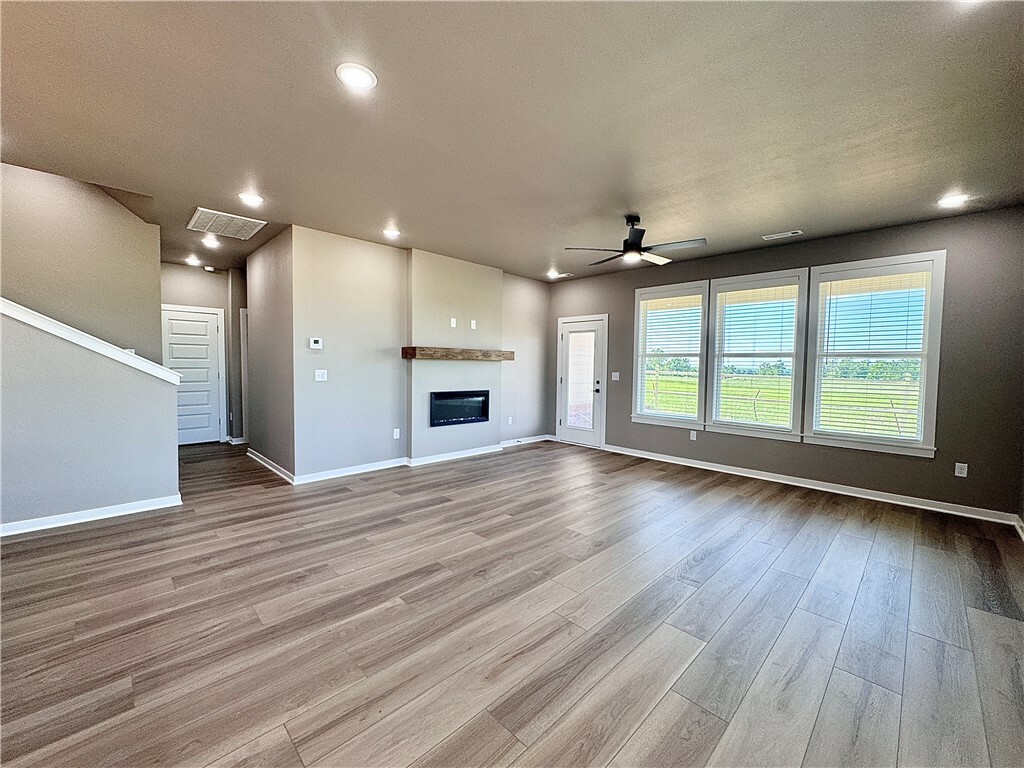 Property Photo: 6009 SW Coywolf Street AR 72713